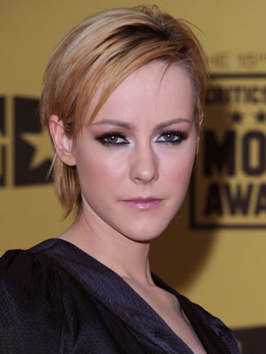 Jena Malone was queen of the indie teenage actresses back in the day 