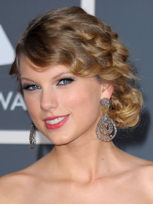 taylor swift our song makeup. Here we have Taylor Swift,