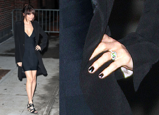 To see more pictures of Nicole and her engagement ring, just read more.