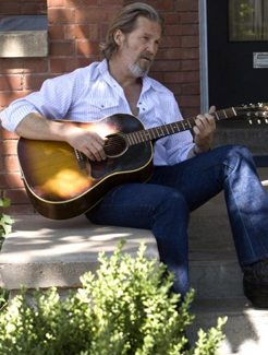 http://media.onsugar.com/files/2010/03/09/0/192/1922283/61c102fd0dc14ab4_crazy-heart-jeff-bridges.jpg