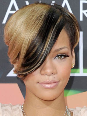 rihanna style 2010. Do you think her latest style