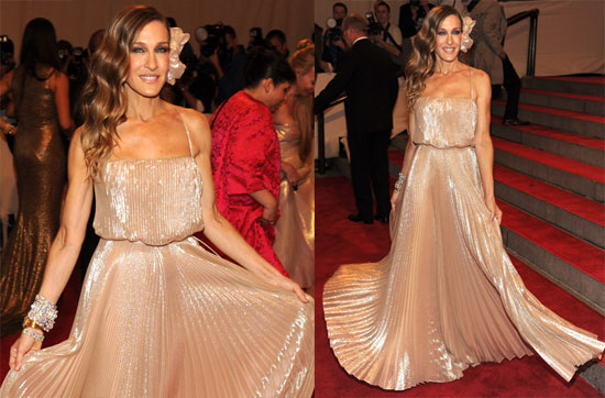Sur le tapis rouge du Metropolitan Costume Institute Gala: 1ère partie 5e9fdf2812cd09c9_sarah
