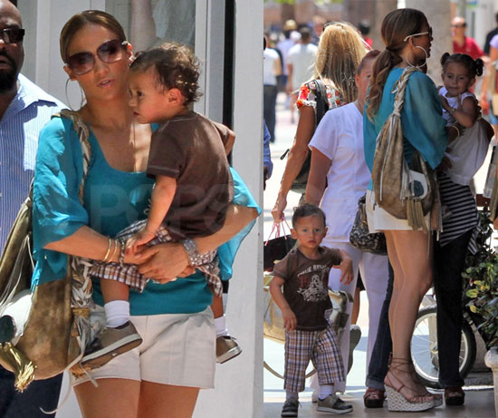 jennifer lopez twins pics