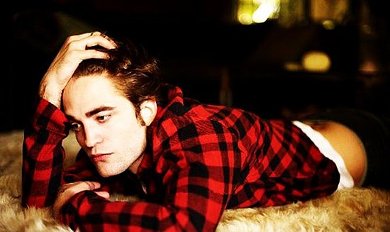 robert pattinson water for elephants photo shoot. Robert Pattinson appears a