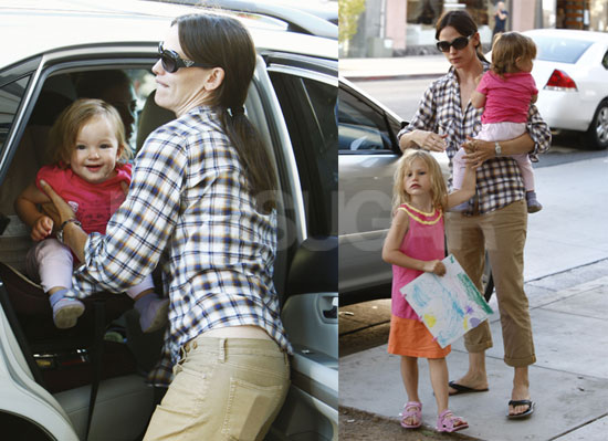 jennifer garner arthur wedding dress. Jennifer Garner Experiences