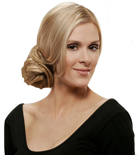 To see more hairstyle blond fashion 2010