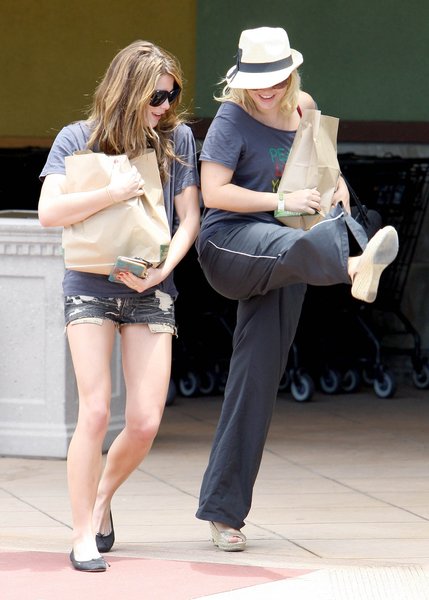 Friend+shopping