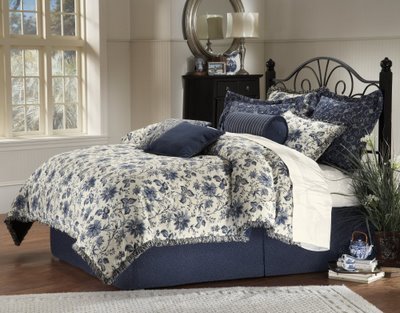 Queen Size Bedroom Sets on Bedroom Bedroom Traditional Bedding Bedroom Queen Size Comforter Set