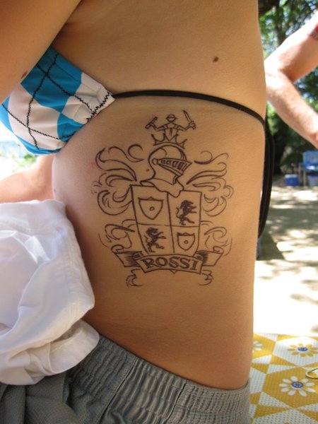tattoo on girls ribs. female rib tattoos sexy girls,