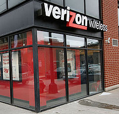 Verizon Getting iPhone 4 Early