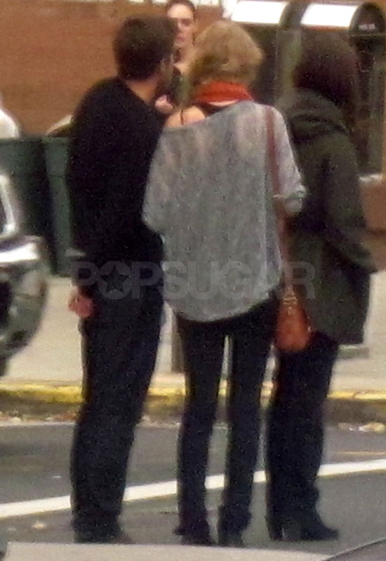 Taylor recently said she loves taylor swift jake gyllenhaal kiss. Taylor recently said she loves