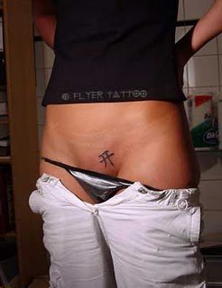 http://media.onsugar.com/files/2010/11/44/2/1088/10889428/ee/Tattoo_Erotik_china_sexy_girl_tattoo_girly.jpg