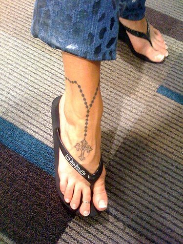 anklet tattoos. Ankle Tattoo Pictures Page 1