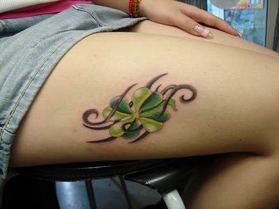 Flower free tattoo design on