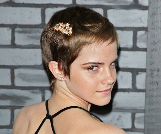 Get Emma Watson's Dazzling Gold Hair Comb Look