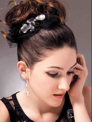 Trendy Asian Updos Hairstyle Ideas