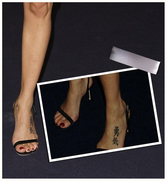 Natalie Imbruglia sanskrit tattoo on foot.