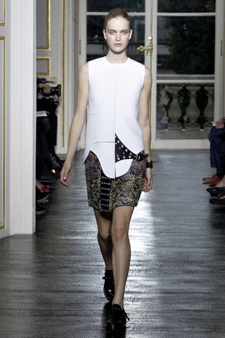 Balenciaga Spring 2011 Ready-to-Wear