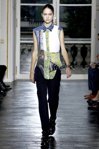 Balenciaga Spring 2011 Ready-to-Wear