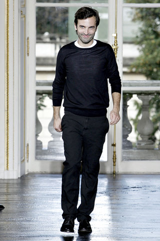 Balenciaga Spring 2011 Ready-to-Wear