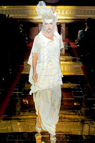 John Galliano Spring 2011 Ready-to-Wear
