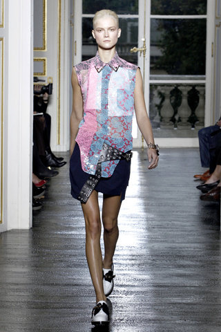 Balenciaga Spring 2011 Ready-to-Wear