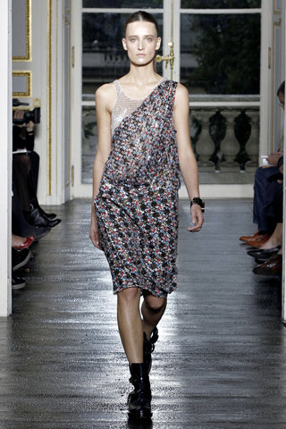 Balenciaga Spring 2011 Ready-to-Wear