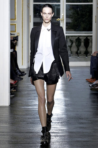 Balenciaga Spring 2011 Ready-to-Wear