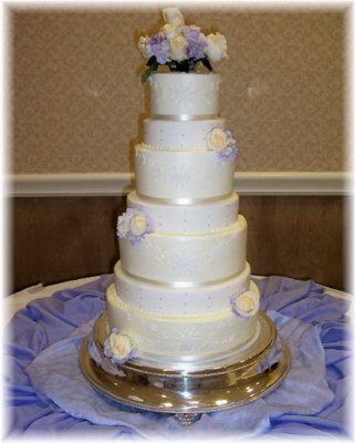 166841900 Winter Wonderland Wedding Cakes Designs
