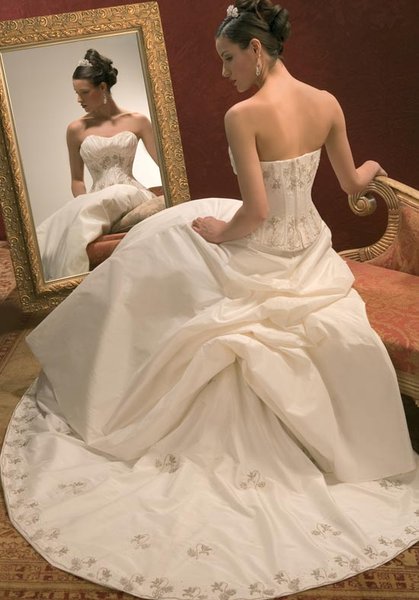 demetrios wedding gowns Demetrios Wedding Dresses Pictures