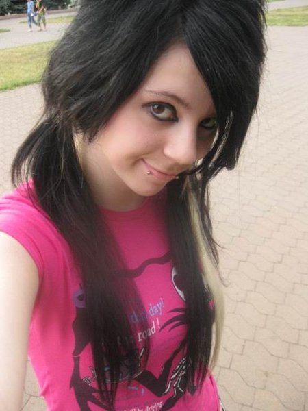 Latest Long Emo Scene Hairstyle For Girls