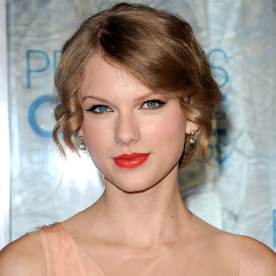 taylor swift updo. How To Do Taylor Swift Updo.