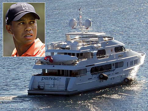 Tiger Woods Yacht Photos. tiger woods privacy yacht