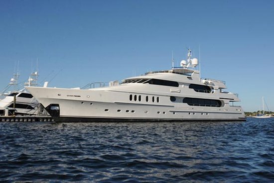 tiger woods yacht pictures. tiger woods yacht privacy. of