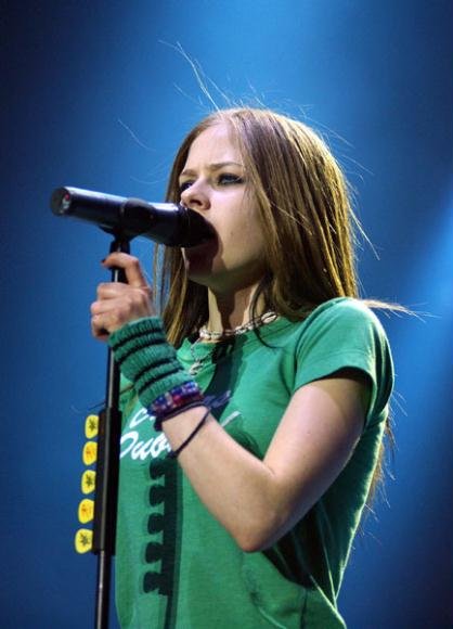 avril lavigne live