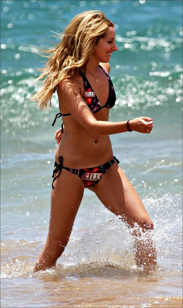 ashley tisdale bikinis