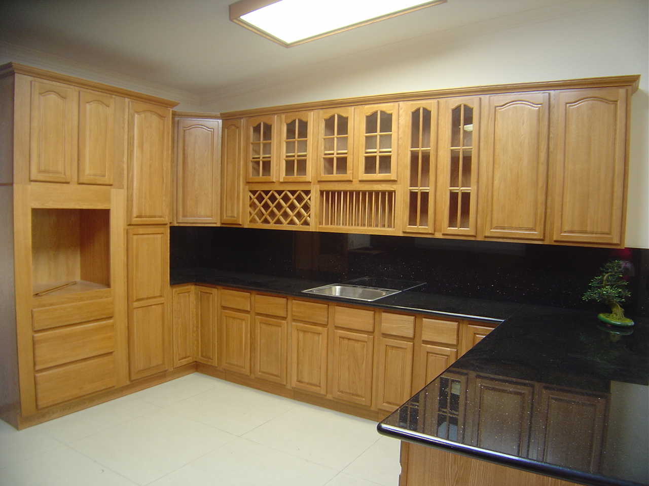 Cheap kitchen cabinets are often available at discount home stores