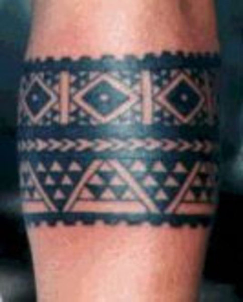 hawaiian tattoos on back. These tattoos go ack many