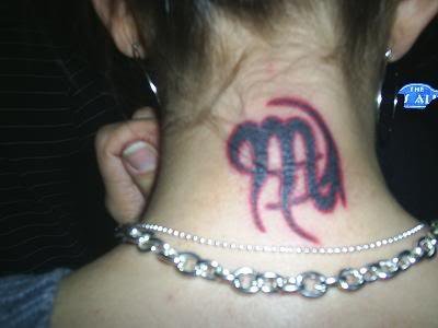 Cool Neck Tattoos on Tattoo On Neck   Find The Latest News On Design Scorpio Tattoo On Neck