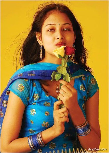 Pretty South Indian Actress Vidisha