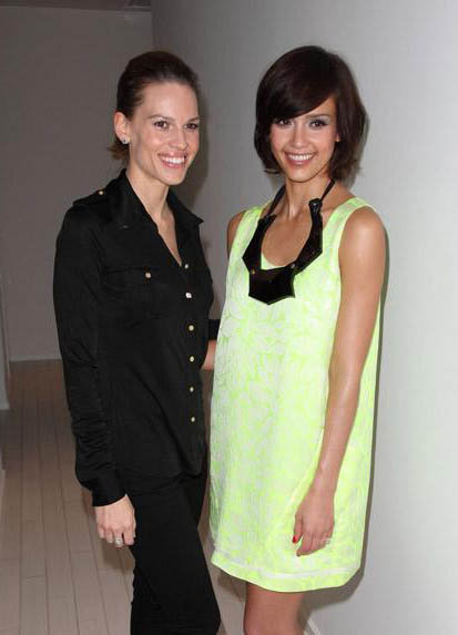 2010 new Short Hairstyles of Jessica Alba 4 2010 new Short Hairstyles of Jessica Alba