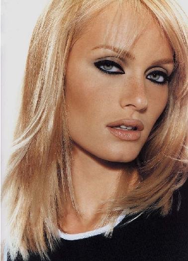amber valletta hitch. Amber does this home beard