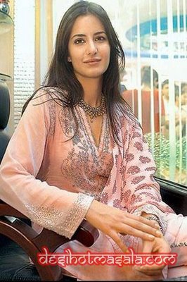 NRI Babe Katrina Kaif without Make Up Pictures
