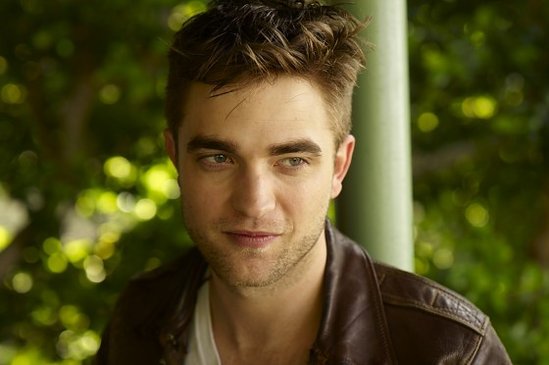 robert pattinson 2011 shirtless. Robert+pattinson+2011+