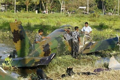 LTTE Aircraft Suicide Attack Pictures Colombo | LTTE Colombo Air Attack News and Pictures