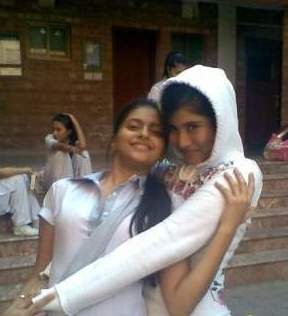 [pics-of-the-photos-images-+Pakistani+school++girls4+5646+46+465+4.jpg]