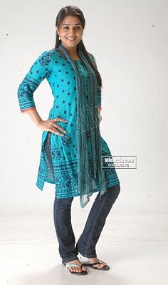 Tamil Hot Actress Nikitha Hot Pictures In Salwar