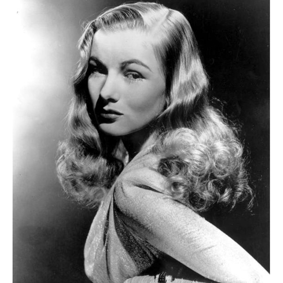  shared a gorgeous way to update Veronica Lake's perfectly soft waves
