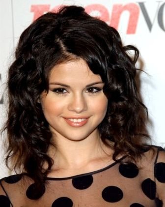 selena gomez hot pics 2011. Disney Star Selena Gomez Hot