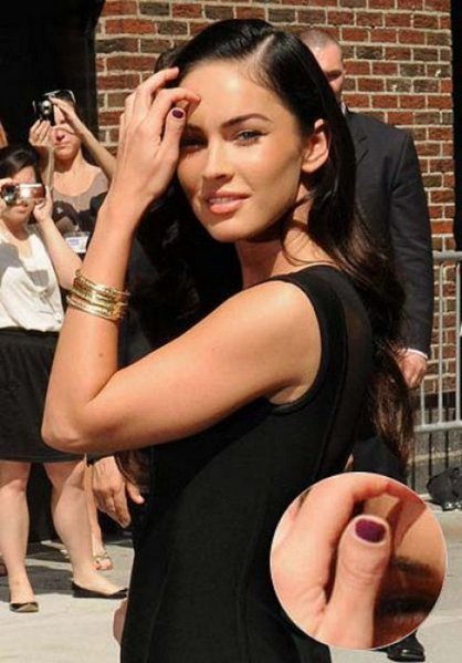 megan fox thumb disorder. megan fox thumbs and toes.